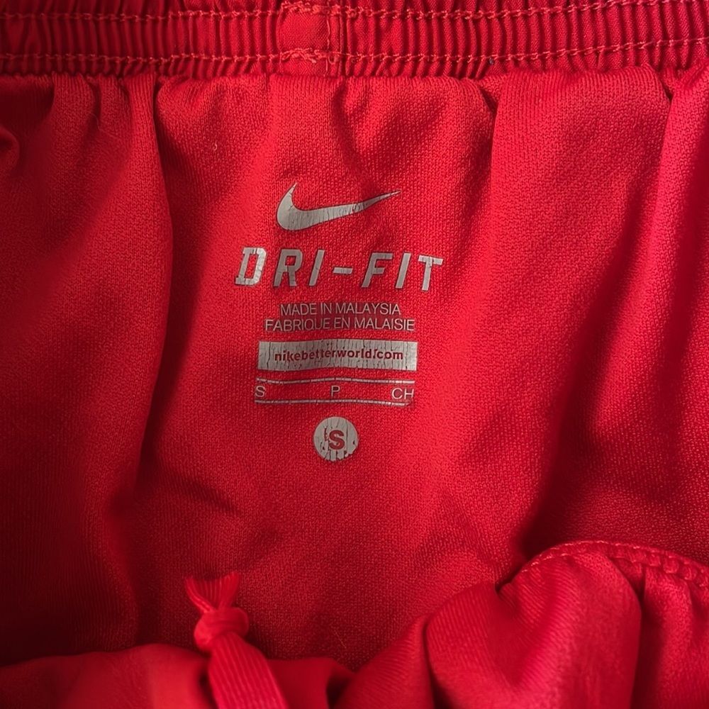 Nike running athletic shorts small s red black white Chicago colors Y2K - Picture 3 of 5